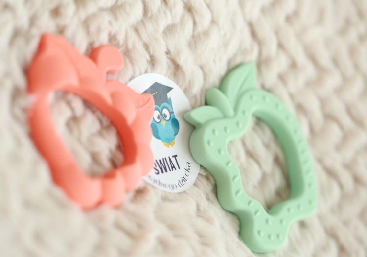 Gryzak owoce 2-pak GiliGums - Zabawka sensoryczna dla dzieci Świat Mądrego Dziecka