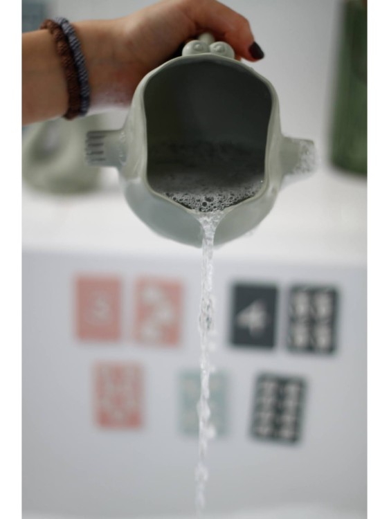 Silikonowy Czerpak Rozdymka Scrunch - Miętowy - zabawka do wody